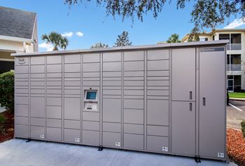 Amazon hub package lockers